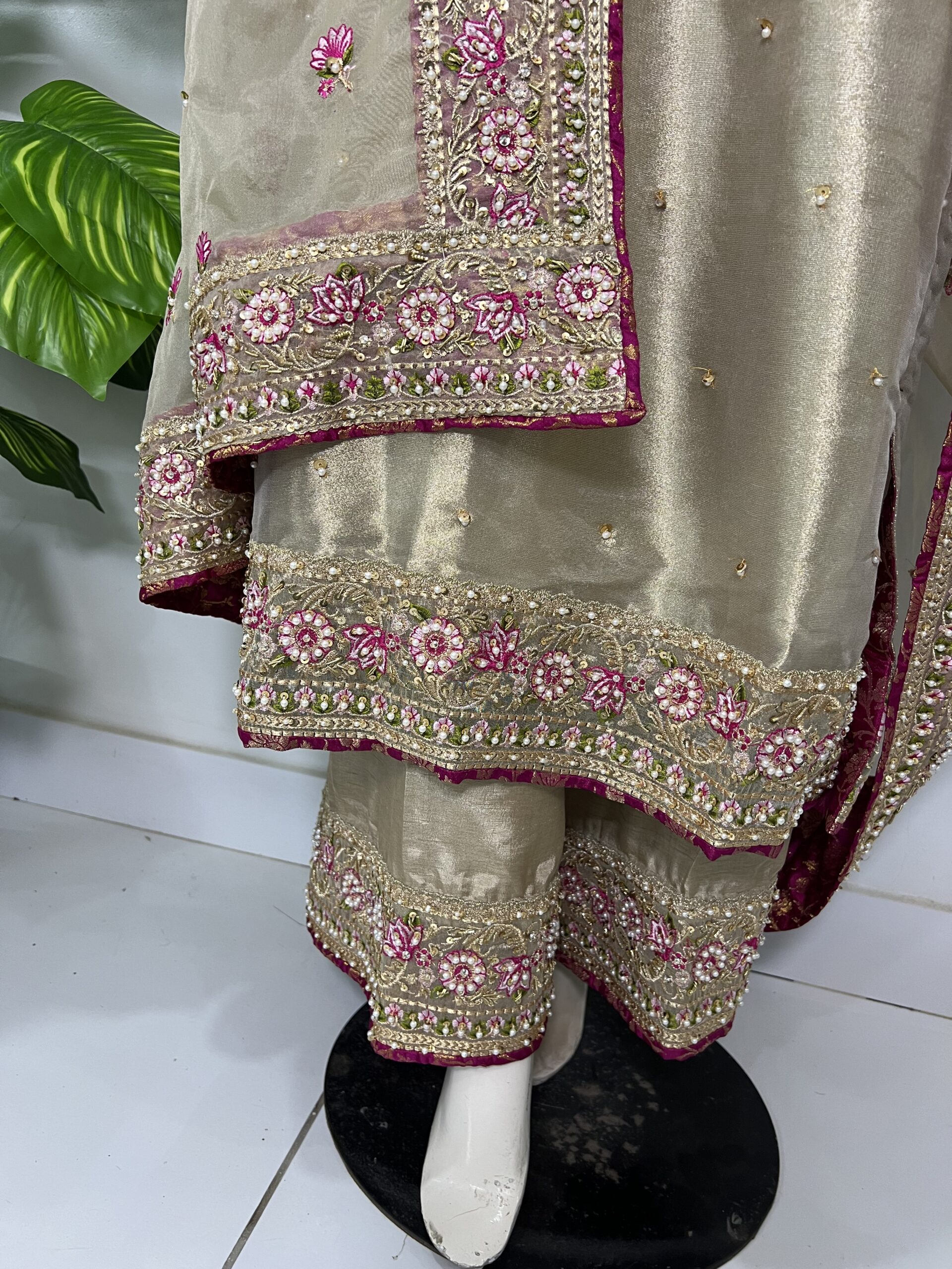 Zarposh Jahan - Image 4