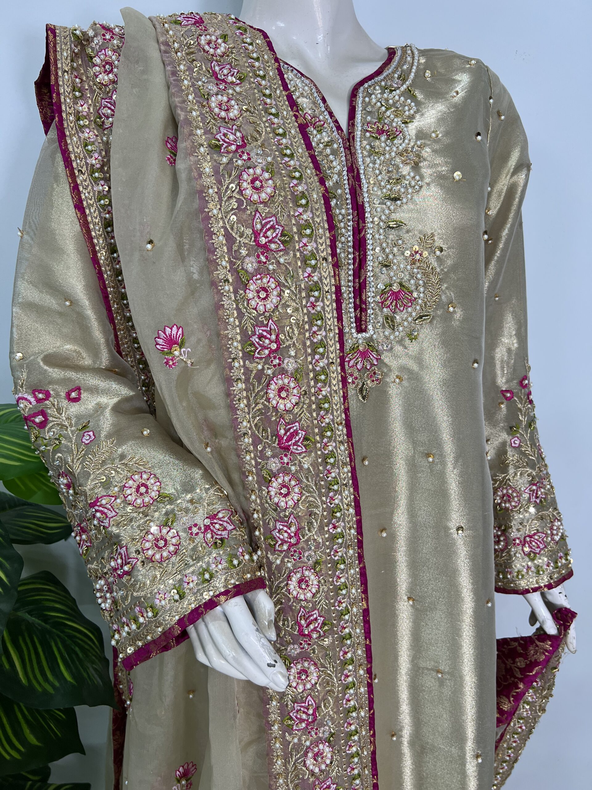 Zarposh Jahan - Image 2